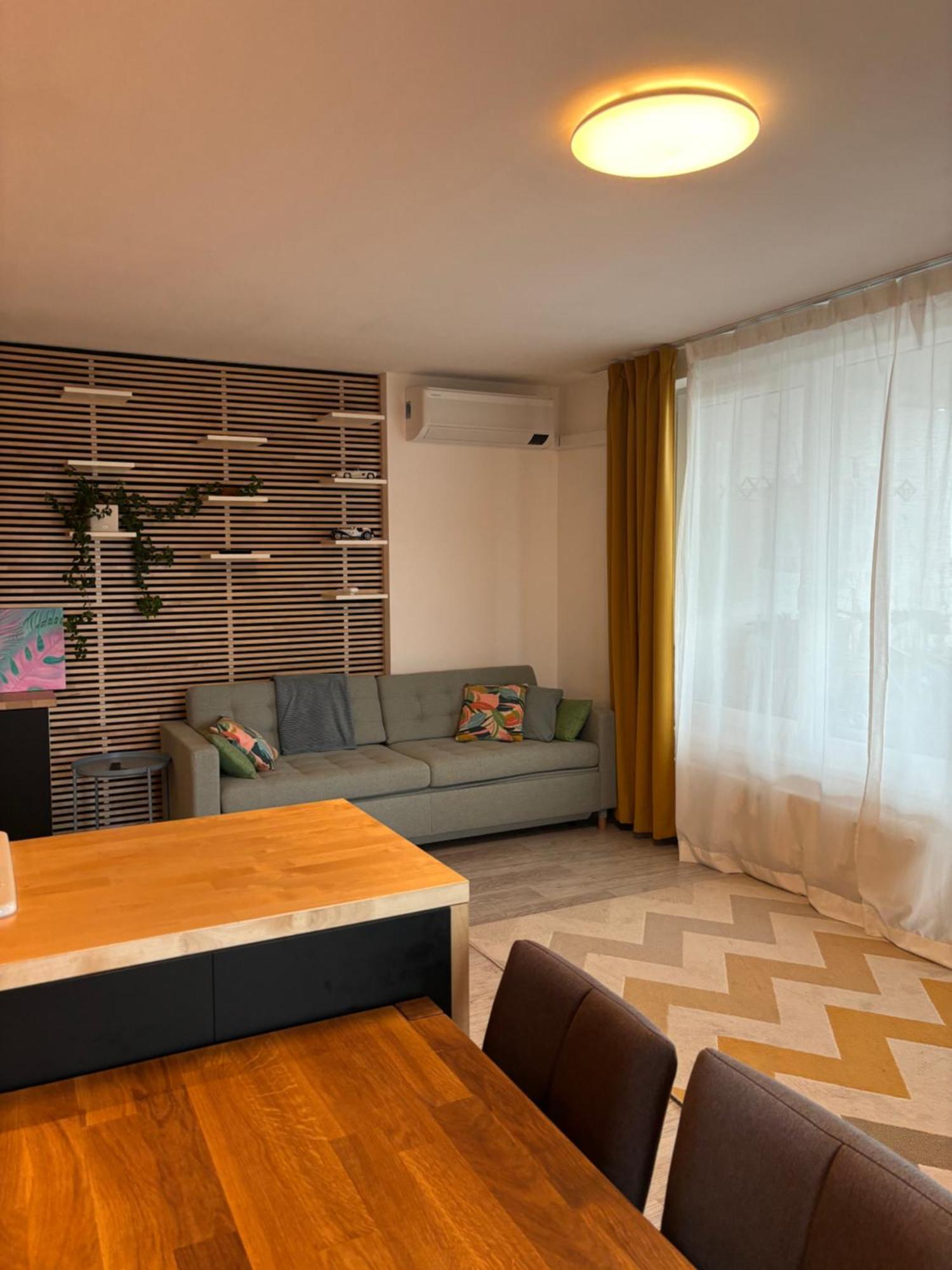 Premiere - Private Parking Bratislava